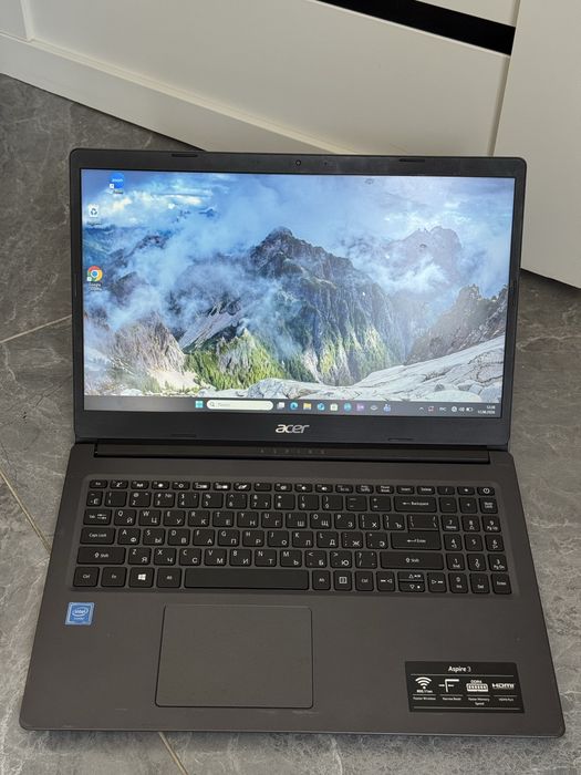 Офисный ноутбук Acer aspire