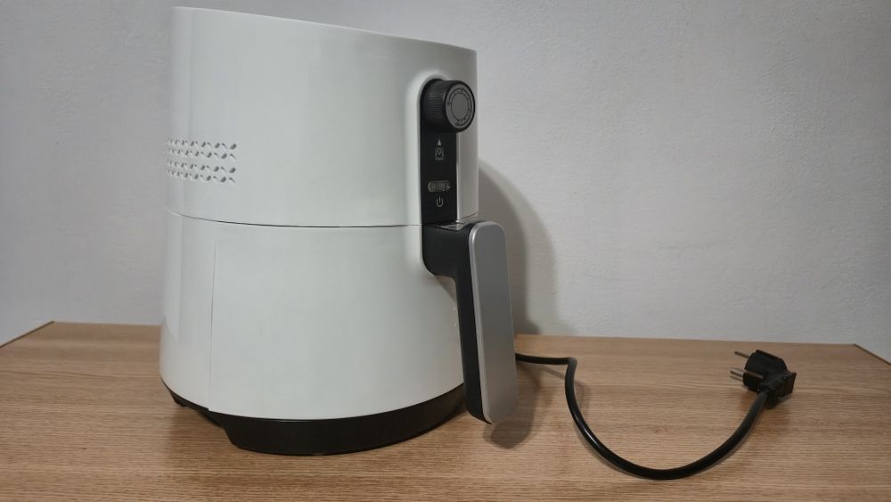 Friteuza cu aer cald fără ulei HEINNER Sirocco