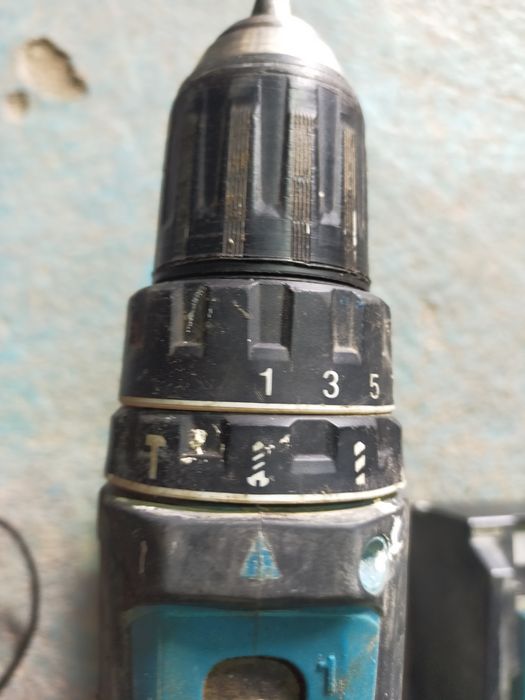 Шуруповёрт макита 18v