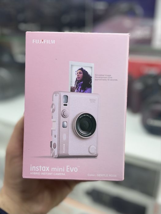 Instax mini evo.