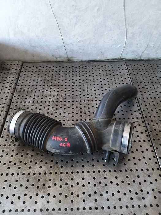 Furtun admisie aer 1.6 b renault megane 2 8200186822g