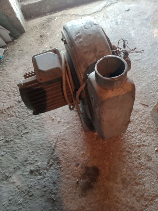 Воздуходув продается