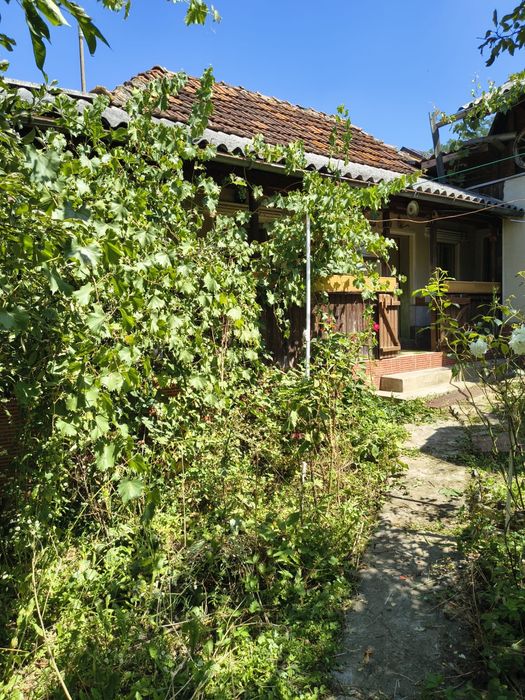 Casa de vanzare - Comuna Bogați, Argeș