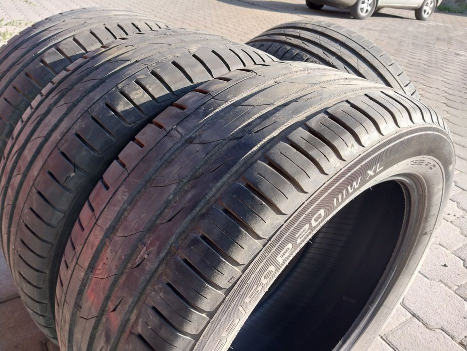 4 шины Nokian 265 50 R20.