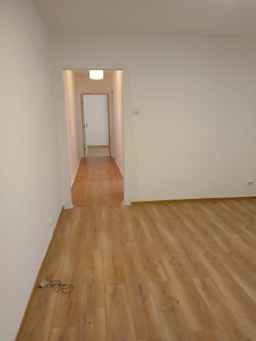 Proprietar vând apartament 3 camere SD Tătărași bloc fără risc et 2