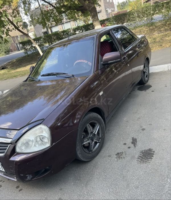 Продам Lada Priora 2013 года (люкс)