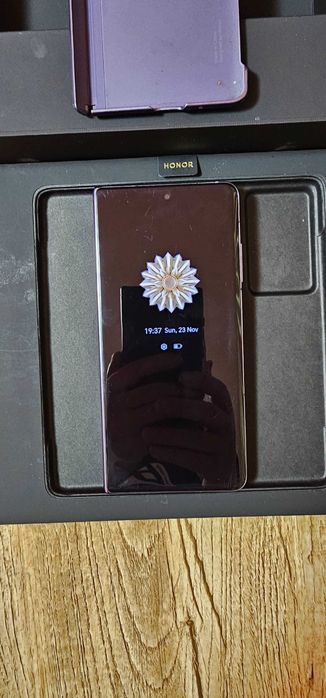 Telefon Honor Magic V2