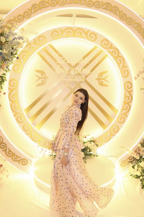 необычные платье