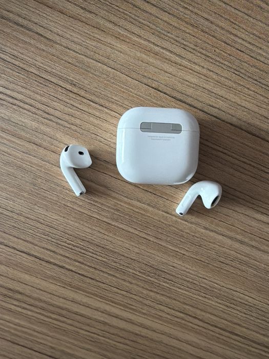 Casti Apple AirPods 4, Active Noise Cancellation