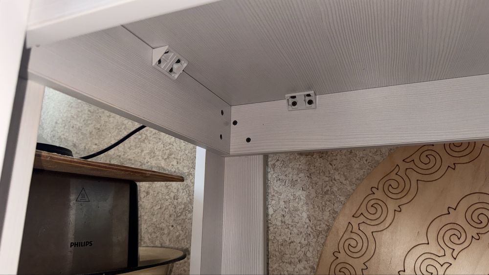 Стол в кухню хорошая