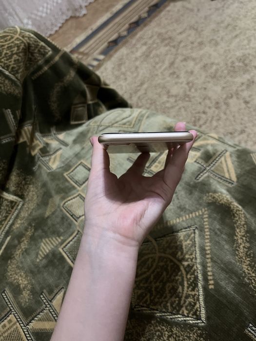 Продаеться айфон 7+ 32гб емкасть 73%
