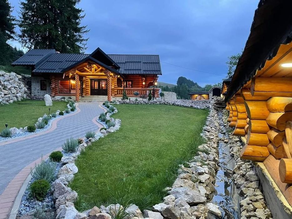 Cabana de închiriat CRACIUN LIBER