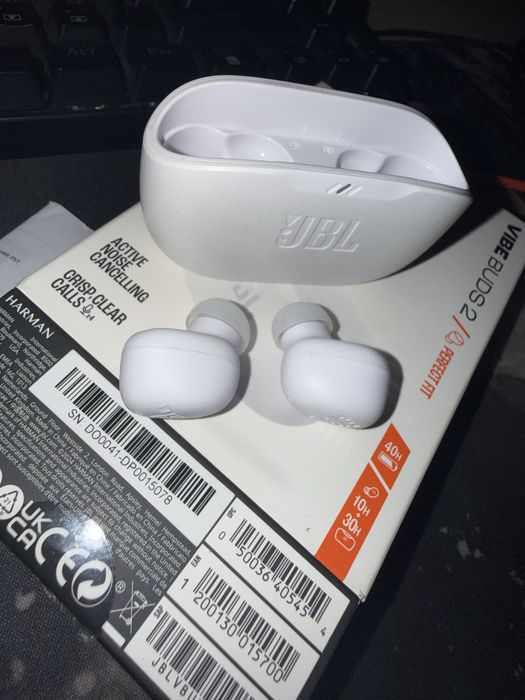 JBL (Vibe Buds 2)