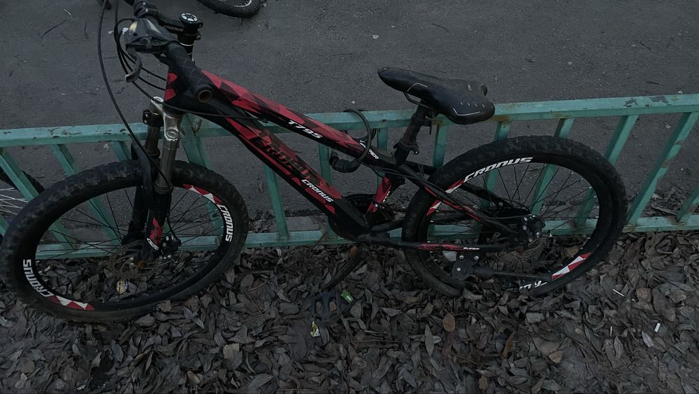 продам велик на запчастий/целико