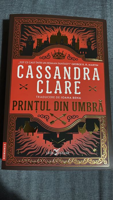 Vand carti in stare foarte buna