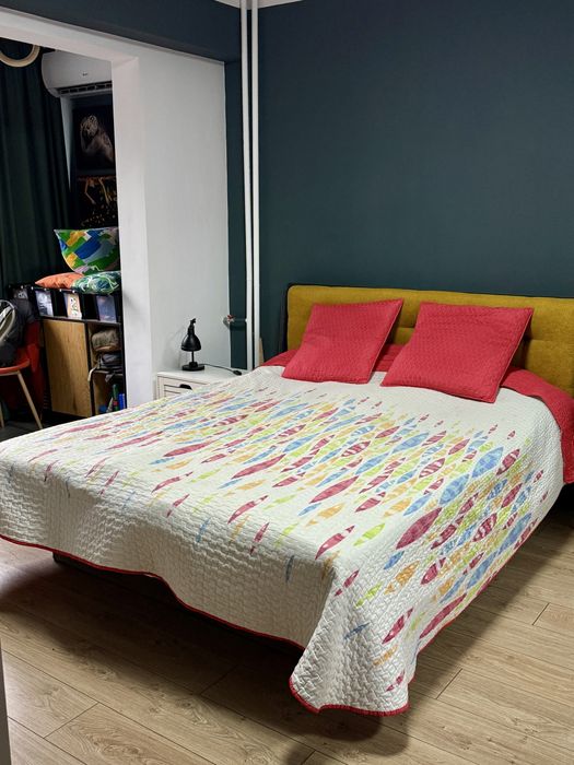 Спалня (двойно легло) с матрак 210/160/25 + подарък