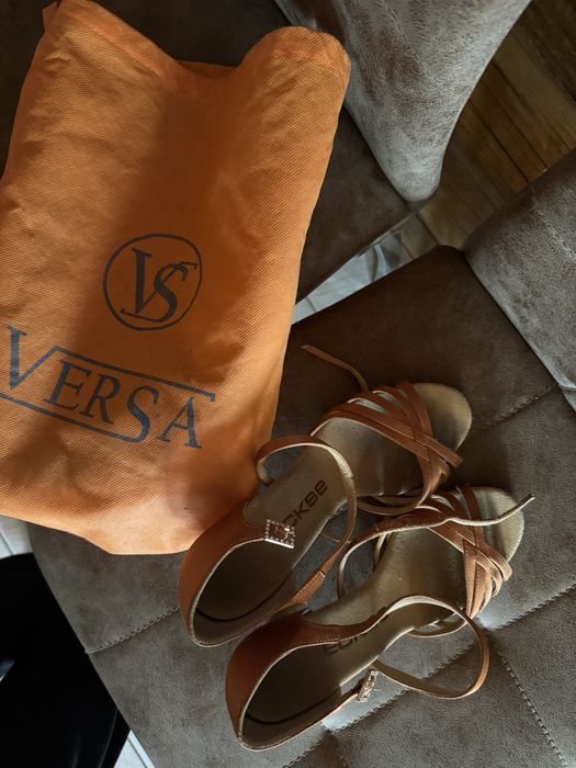 Туфли для бальных танцев