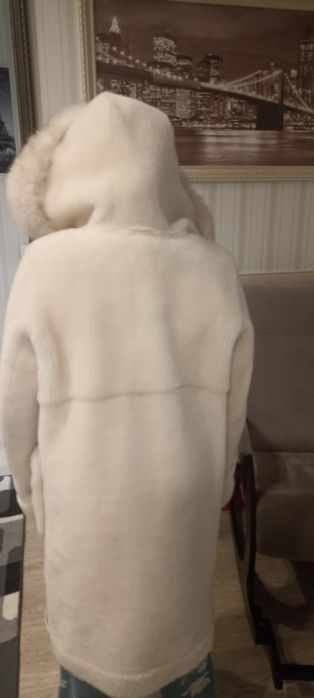 Верхняя одежда пуховики и шубы