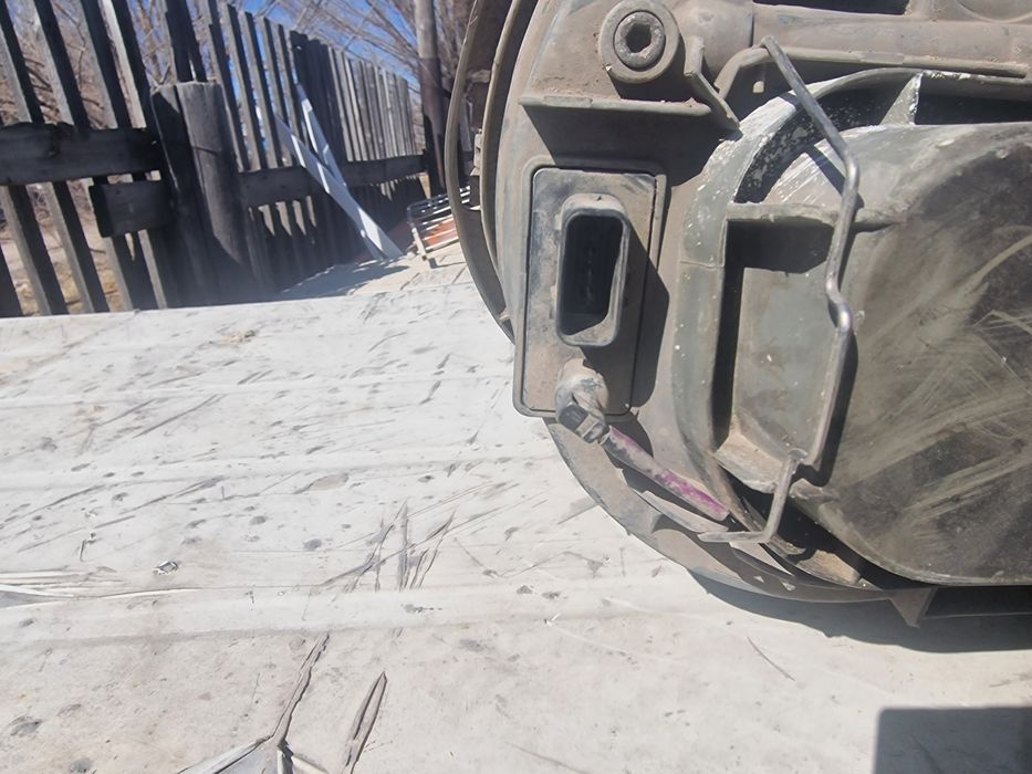 Фара на мерседес 210 левая