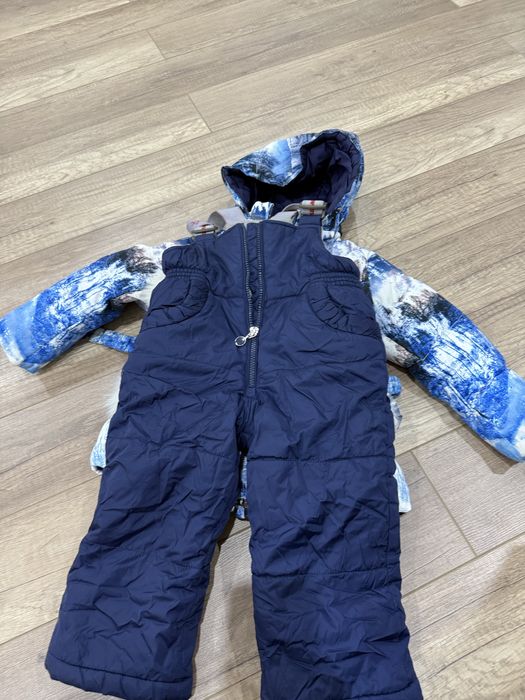 Продам детский комбенизон с курткой