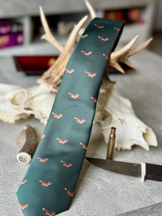 Cravate noi mai mutle culori