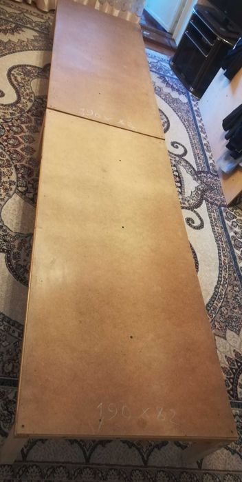 Стол    хонтахта