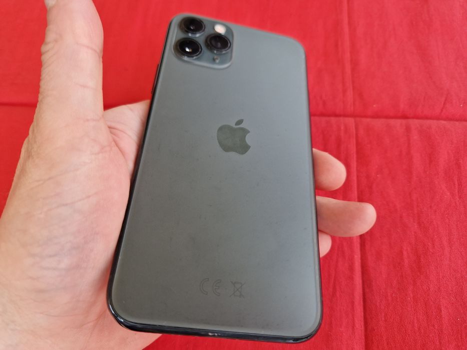 -Iphone 11Pro, 64Gb, 4Ram, Black bat: 100% stare foarte buna poze real