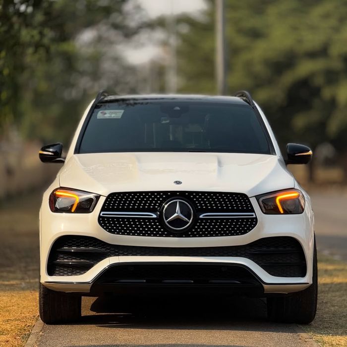 Новый Mercedes-Benz GLE 450 4MATIC