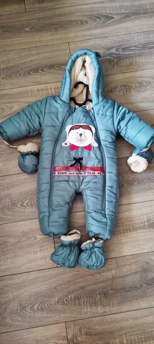 Космонавт за бебе