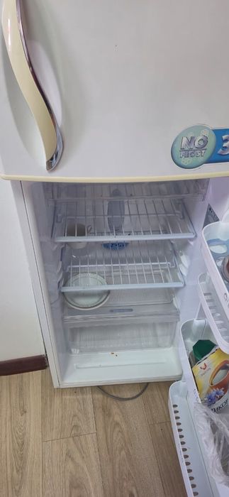 Продам холодильник