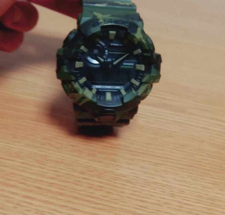 Vând ceas in cea mai buna stare