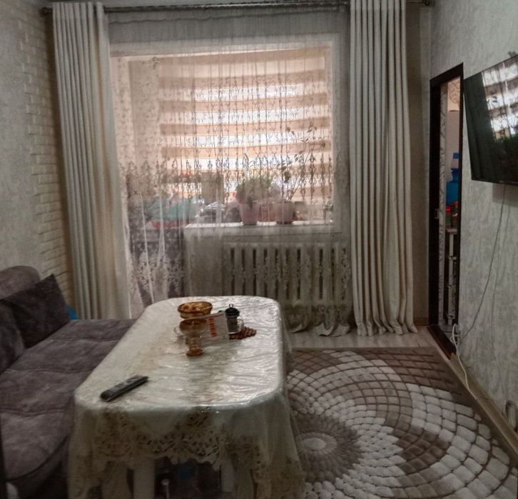 Чиланзар 6 срочно продаётся квартира 2/1/4