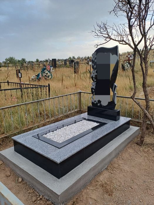 Памятники  ескерткіштер Шымкент