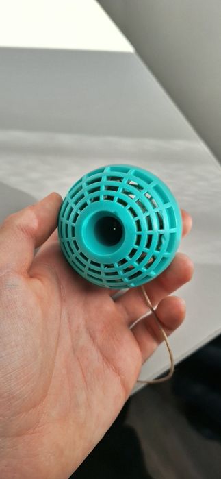 Vând kendama Catchy