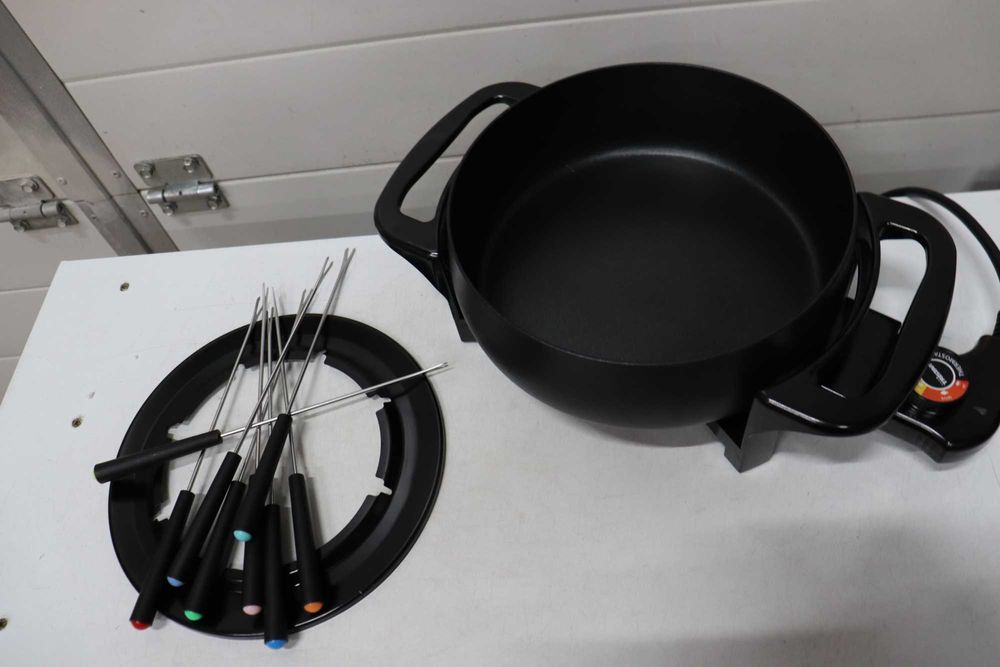 Комплект за фондю Tristar FO-11, Шоколад/Сирене, 8 човека, 1000W, 1,5л