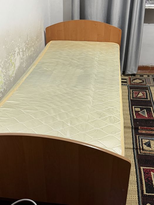 Кровать 1,5 в хорошем состоянии