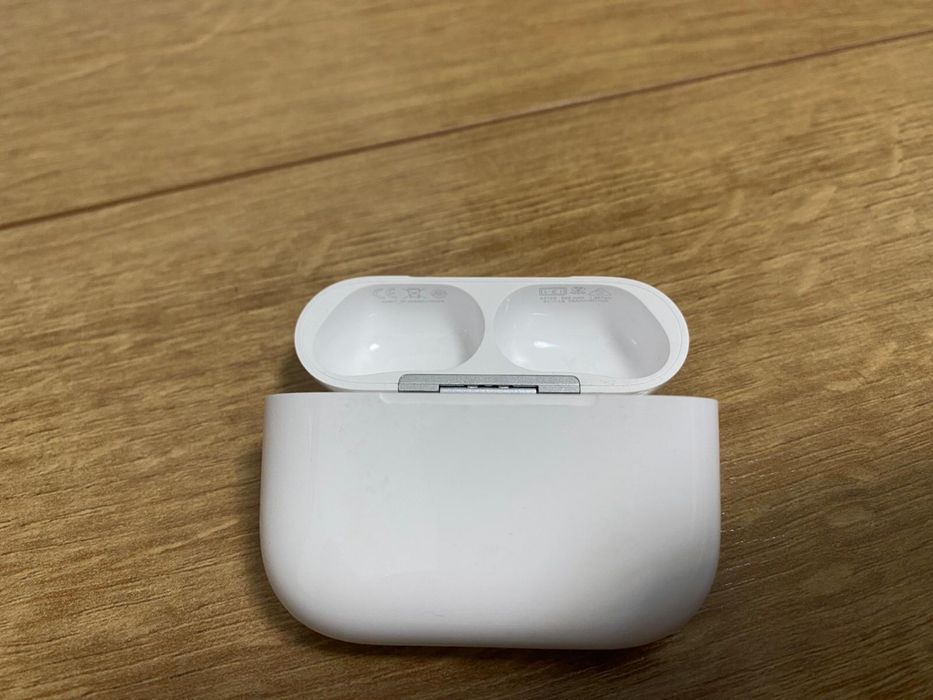 Căști wireless Apple AirPods 3 Pro  + set dopuri
