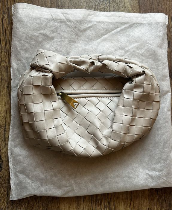 Дамска чанта естествена кожа