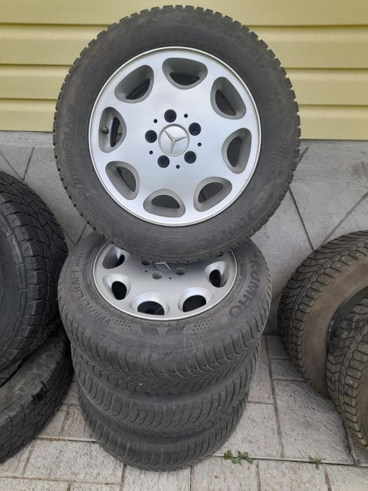 Продам диски с зимней резиной на мерседес