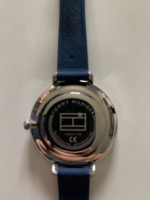 Дамски часовник Tommy Hilfiget