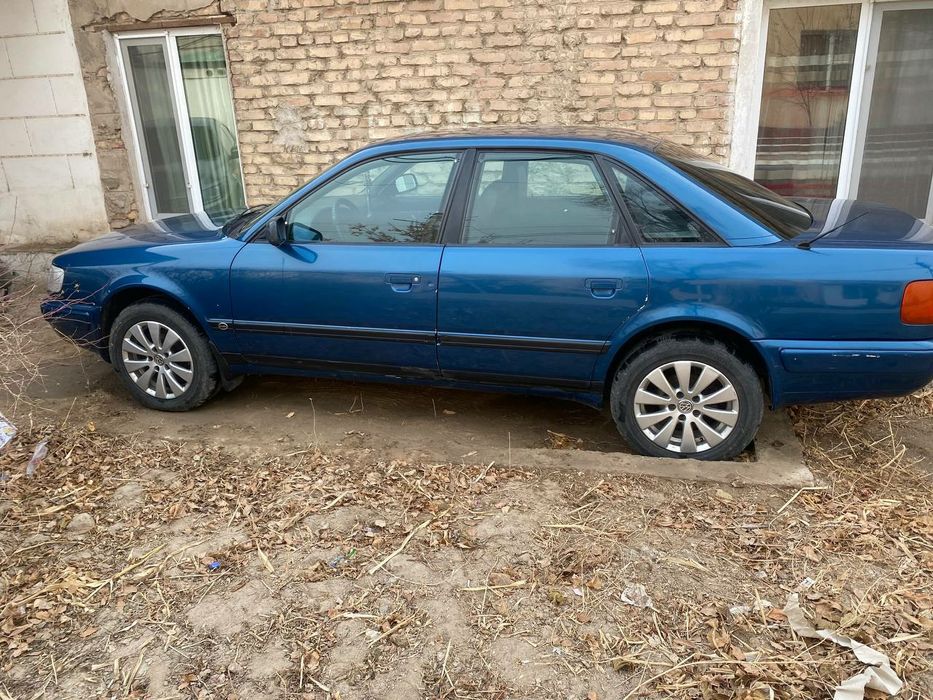 Автомобиль продаю