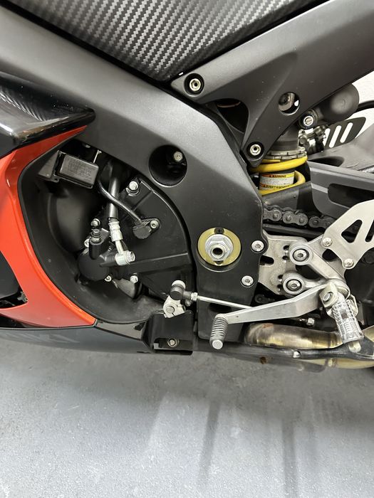 Suzuki Gsx-R1000, K7.