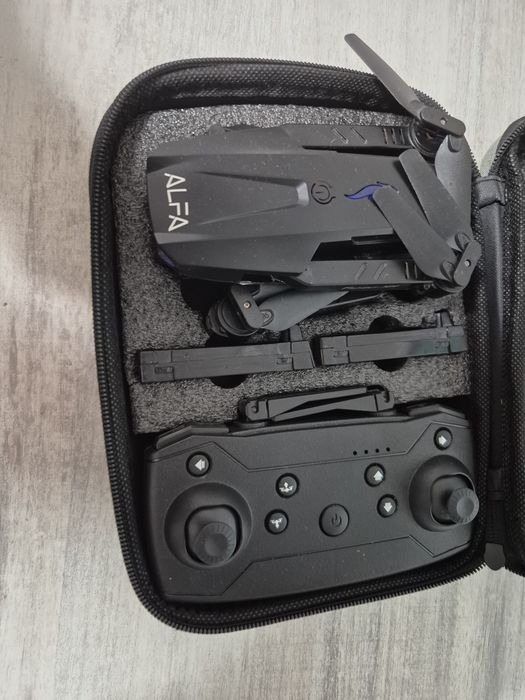 Дрон            .