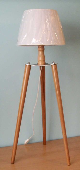 Комплект настолна лампа и лампион триподи