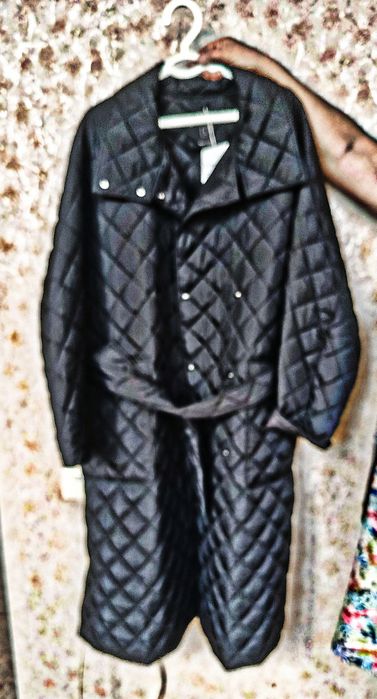 Женское пальто. Китай.