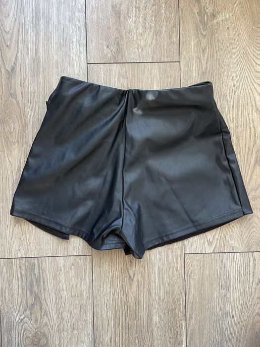 Полапанталон с брошка