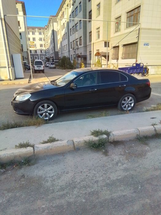 Продаю или бартер на ларгус или внедорожник. Орландо. Колганини келиша