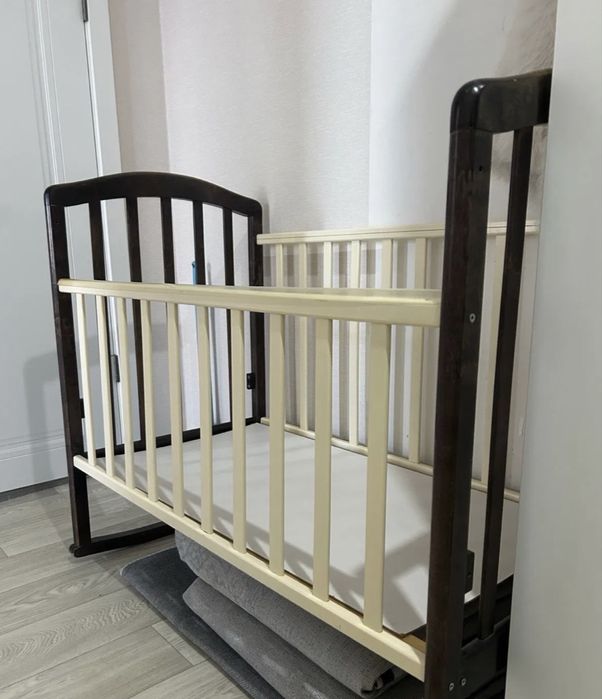 Манеж-кровать детский