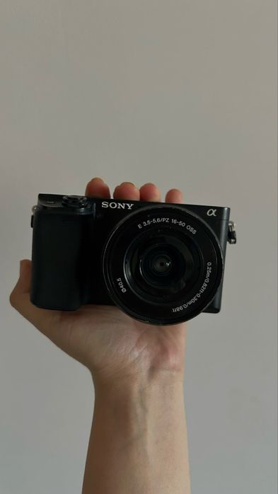 Sony alpha 6400 camera