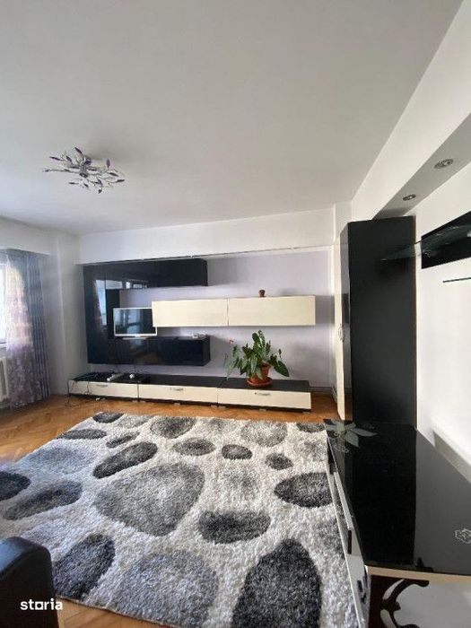 Apartament 3 camere decomandat, 87 mp, balcon, zona Piata Cipariu, Cen — fotografia 3
